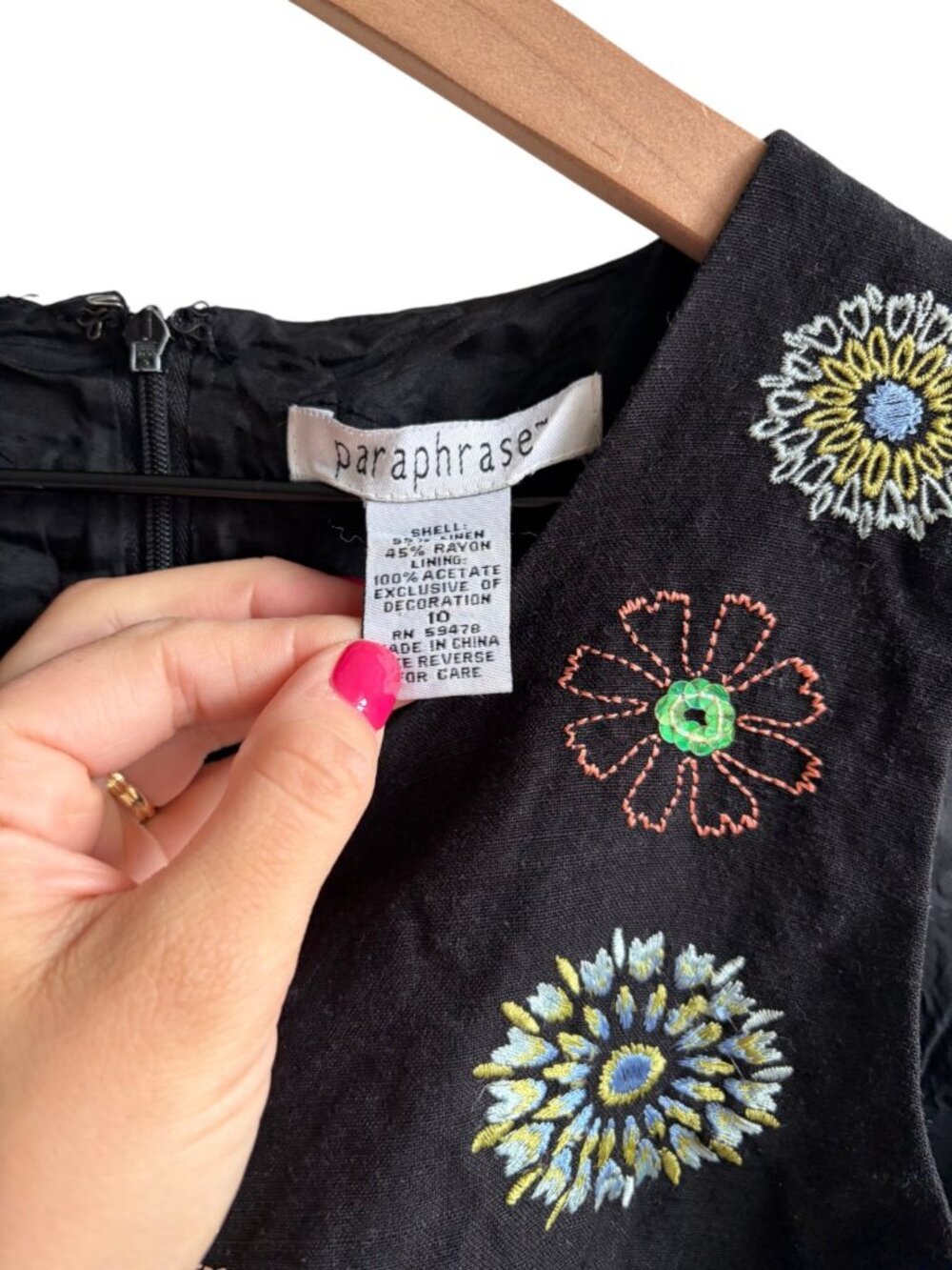 Vintage 90s Embroidered Floral Linen Tank Top Black Sleeveless Blouse Size 10 - Picture 6 of 10